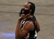 竞技宝-纽约尼克斯训练开放日，加时末段刷新队史纪录引欢呼，欧超杯在即，资深球员宣示担当(纽约尼克斯队主力阵容)