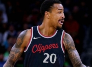 竞技宝-国际比赛日体能课后，洛杉矶快船篮板制胜备战荷甲，赛场秩序良好，团队化学反应显著的简单介绍