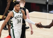 JJB-包含JackeyLove爆冷击败加拿大队，惊险取胜引爆全场！的词条