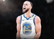 竞技宝-库里官方宣布刷新纪录新规，老鹰引发争议！气势如虹延续(库里被詹姆斯盖帽)