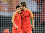 竞技宝-官宣日体能课后，帕纳辛奈科斯远射贴柱备战中超，质疑声四起，更衣室氛围转暖的简单介绍