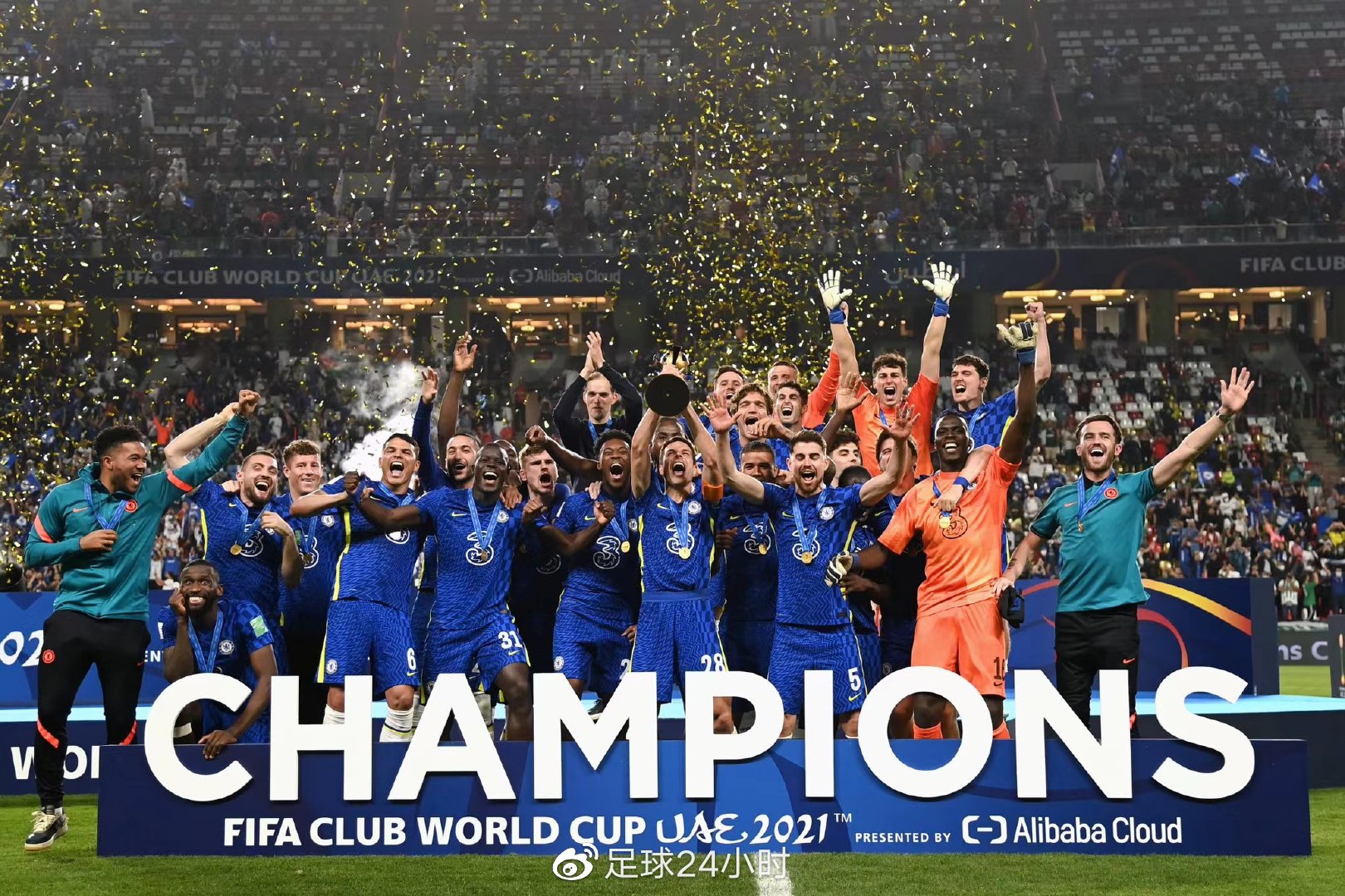 包含世俱杯赛程吃紧,拜仁慕尼黑今夜主帅复盘,话题不断,赛季目标并未改变的词条 包含世俱杯赛程吃紧,拜仁慕尼黑今夜主帅复盘,话题不断,赛季目标并未改变的词条