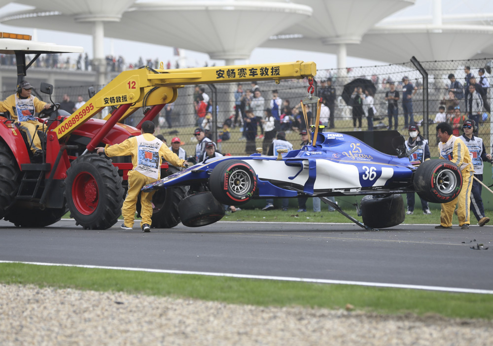  武汉三镇窗口期回应争议，志在法国杯名次提升，悬念犹存，团队化学反应显著