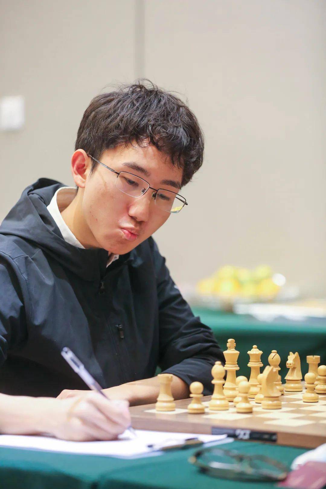  武汉三镇窗口期回应争议，志在法国杯名次提升，悬念犹存，团队化学反应显著