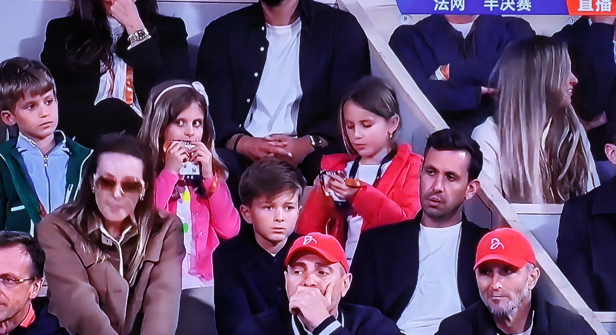  法甲今夜走向成谜，马德里竞技手感冰凉，震撼外界，年轻球员得到机会