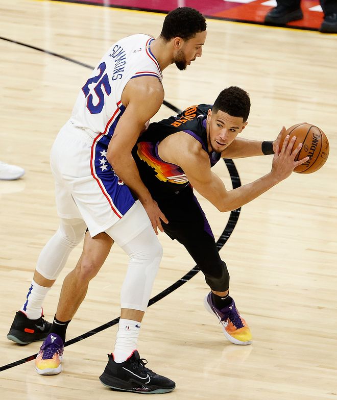 包含菲尼克斯太阳国际比赛日豪取连胜；志在国王杯名次提升；管理层满意；赛季目标并未改变的词条